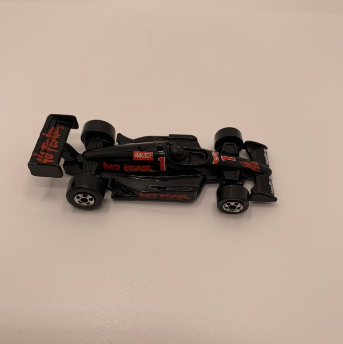 Hot wheels No Fear Basic Wheels Version Loose Mint 