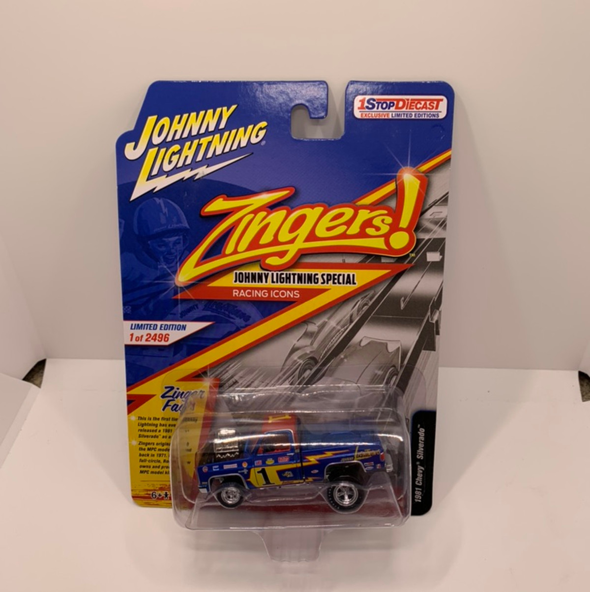 Johnny Lightning 1StopDiecast Exclusive Zingers Racing Legends 1981 Chevy Silverado Limited Edition 2496 Produced 