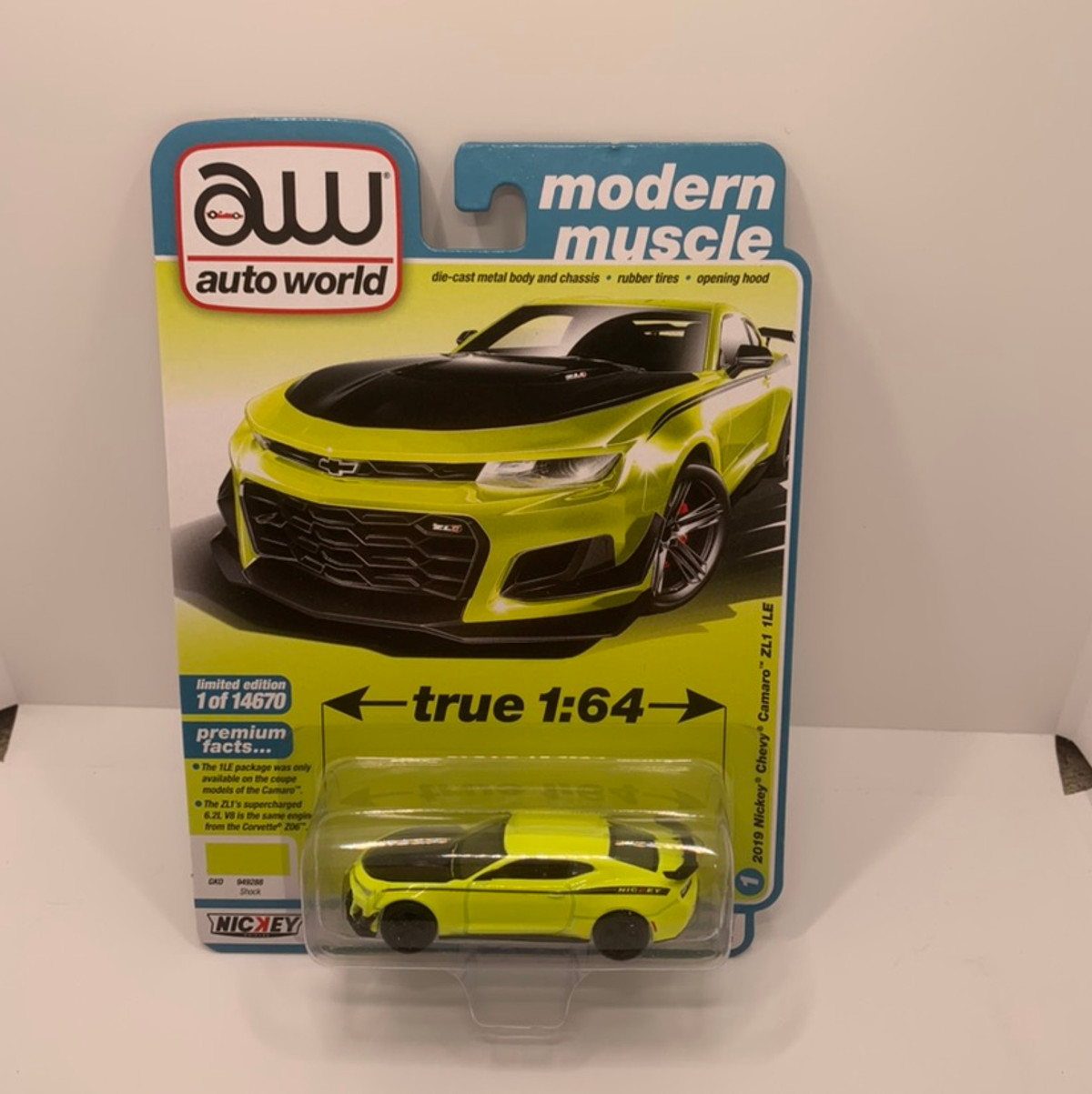 2022 Auto World Modern Muscle 2019 Nickey Chevy Camaro ZL1 1LE Release 1B