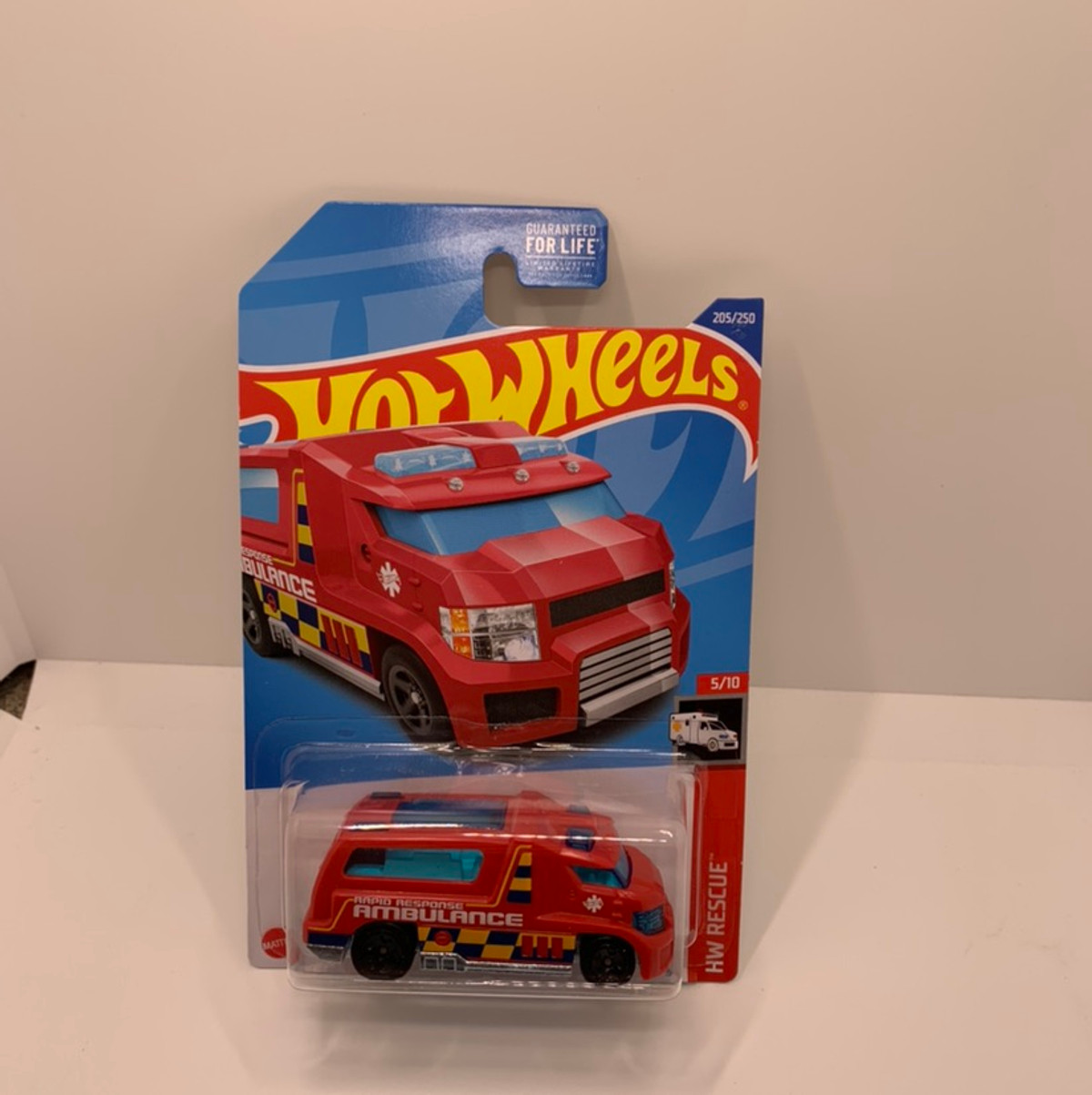 2022 Hot wheels L Case Hw Rapid Response USA Carded 