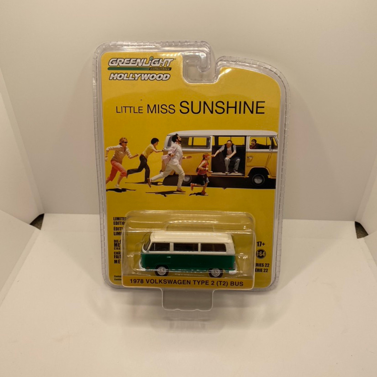 Greenlight Green Machine Hollywood Little Miss Sunshine 1978 Volkswagen Type 2 (T2) Bus Series 22