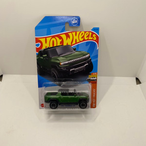 2023 Hot wheels P/Q Case GMC Hummer EV USA Carded 