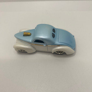 2009 Hot wheels Hot wheels Holiday Rods Custom 41 Willys Hard To Find Loose Mint 