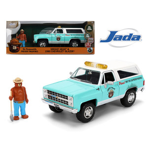Jada Hollywood Rides 1/24 Smokey Bear and 1980 Chevrolet Blazer – Turquoise/White Two-Tone Jada Hollywood Rides 1/24 Smokey Bear and 1980 Chevrolet Blazer – Turquoise/White Two-Tone