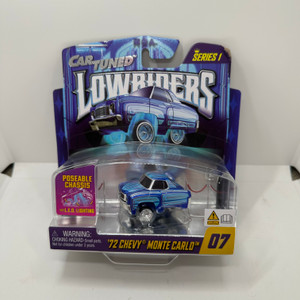 Car Tuned 1:64 Lowriders Show Glow 72 Chevy Monte Carlo With LED Light Up Chassis Series 1 