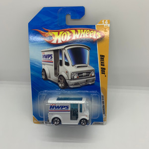 2010 Hot Wheels Hw Premiere Bread Box White Version 