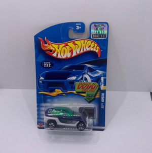 2002 Hot wheels Jeep Jeepster Purple With Factory Set Sticker 