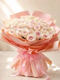 The Grand Romance Blush Bouquet 