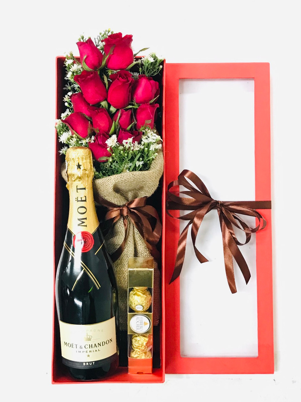Roses Moet Ferrero Deluxe Gift Box