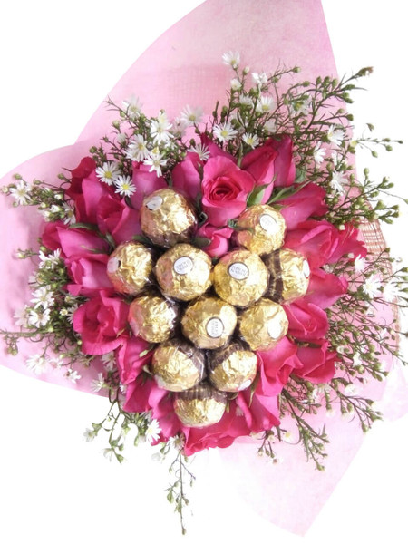 Flower Delivery in the Philippines: Bouquets of Flowers and Chocolates