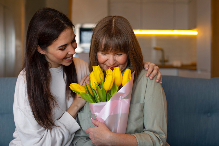 Celebrate Mother’s Day with Vibrant Tulips: A Bouquet of Love