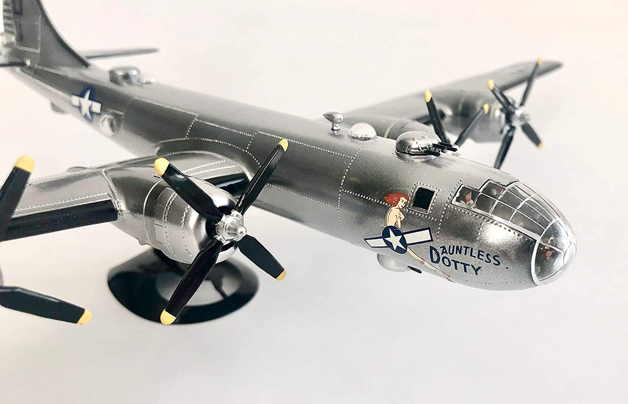 Boeing B-29 Superfortress 1:120 Model Kit with Swivel Stand