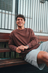 CR16 Heavy Weight Crewneck - Brown