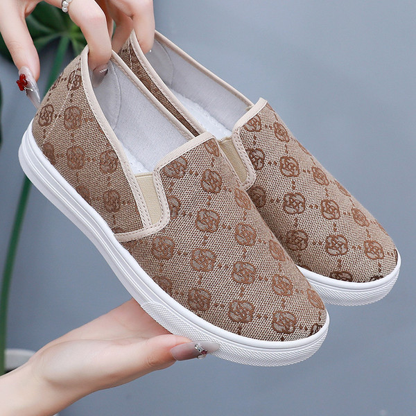 2025 Spring and Autumn New Women's Flat Shoes Light Soft and Comfortable Walking Light Non-slip Loafers Fashion Women Trainers