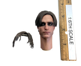 The Batman (2022): The Batman & Bat-Signal - Head (Unmasked w/ Swappable Hair) (Molded Neck)