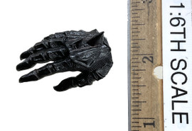 Kamen Rider Black Sun: Kamen Rider (Battle-Damaged Version) - Right Armored Relaxed Hand Kamen Rider Black Sun: Kamen Rider (Battle-Damaged Version) - Right Armored Relaxed Hand