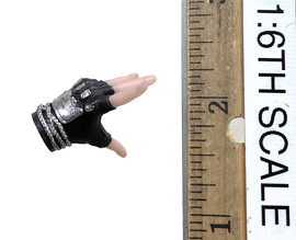 SW Toys: Fantasy Girl III - Left Gloved Posed Hand