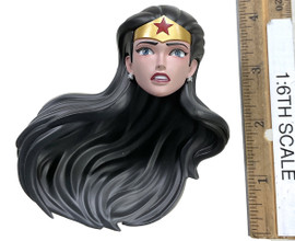 Female Hero Wonder Woman - Head (Astonished Expression) (Molded Plastic)