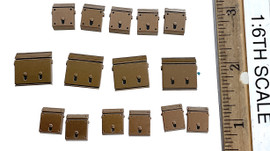 The Dark Knight Trilogy: Batman Armory w/ Bruce Wayne 2.0 - Belt Pouches Set (15)