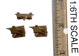 The Dark Knight Trilogy: Batman Armory w/ Bruce Wayne 2.0 - Folded Batarang Set w/ Belt Connectors