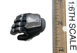 Batman v Superman: Armored Batman 2.0 (Deluxe Version)  - Right Armored Relaxed Hand