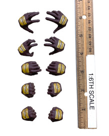 She-Hulk: Attorney at Law: Daredevil - Gloved Hand Set (10)