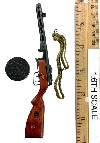 Red Alert: Soviet Tank Lieutenant Galina - Shotgun w/ Drum Magazine Red Alert: Soviet Tank Lieutenant Galina - Shotgun w/ Drum Magazine