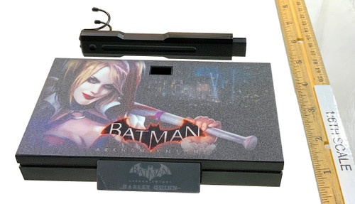 Arkham Knight: Harley Quinn - Display Stand