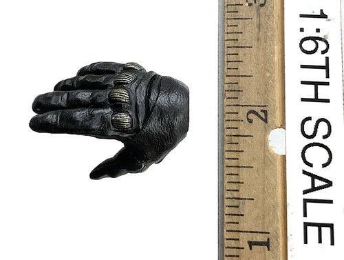 Zack Snyder’s Justice League: Batman (Tactical Batsuit Version) - Right Gloved Relaxed Hand