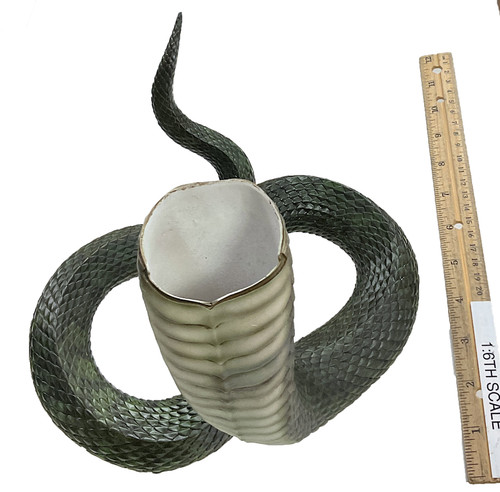 Medusa (Golden Version) - Display Base & Serpent Tail Set (See Note)