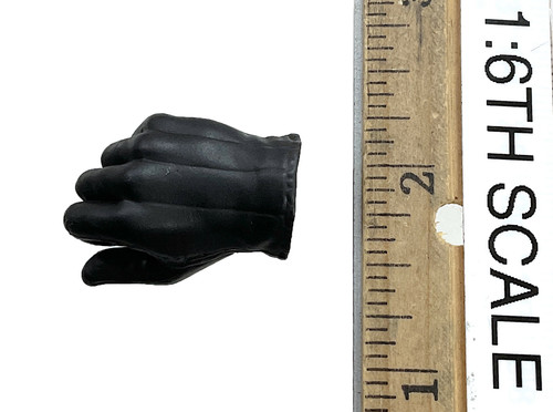 Blade Warrior - Right Gloved Tight Gripping Hand