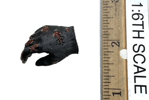 Future Warrior: T-800 (Battle-Damaged) - Right Gloved Relaxed Hand
