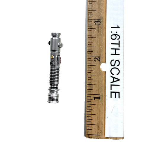 Attack of the Clones: Anakin Skywalker - Lightsaber Hilt (Nicanas Tassu)