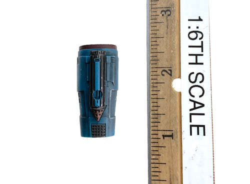 Star Wars The Mandalorian: IG-12 w/ Accessories - Bo Katan’s Lower Arm Armor