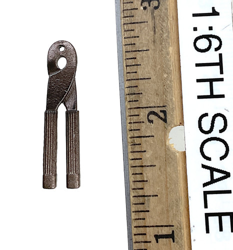 Indiana Jones & The Dial of Destiny: Indiana Jones (Deluxe Version) - Pliers Indiana Jones & The Dial of Destiny: Indiana Jones (Deluxe Version) - Pliers