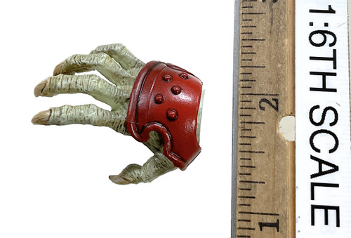 Alien vs. Predator: Akaoni Samurai Predator - Right Armored Claw Hand