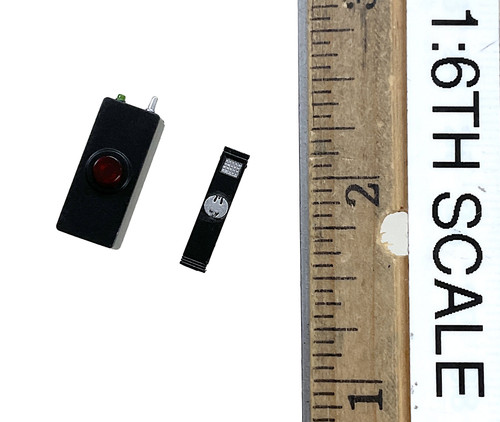 Batman Returns: Batman (Deluxe Version 2.0) - Batmobile Remote & Rocket Launch Controller Set