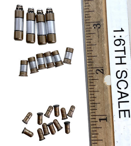 The Dark Knight Trilogy: Batman Armory w/ Bruce Wayne 2.0 - Small Cannisters Set (21)