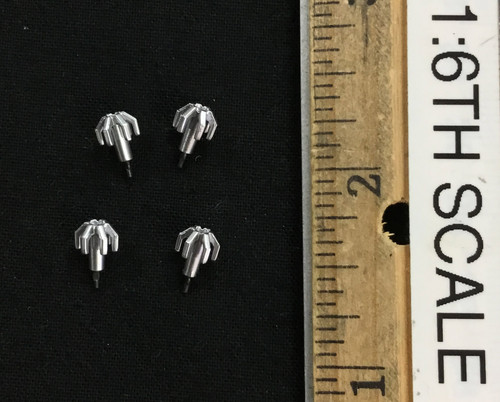 The Dark Knight Trilogy: Batman Armory w/ Bruce Wayne 2.0 - Small Hooks (4)