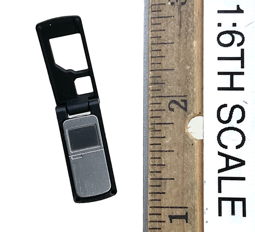 Resident Evil 4: Ada Wong (Deluxe Version) - Cell Phone w/ Case