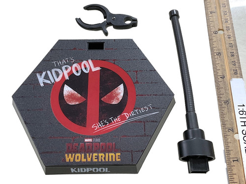 Deadpool & Wolverine: Kidpool - Display Flight Stand
