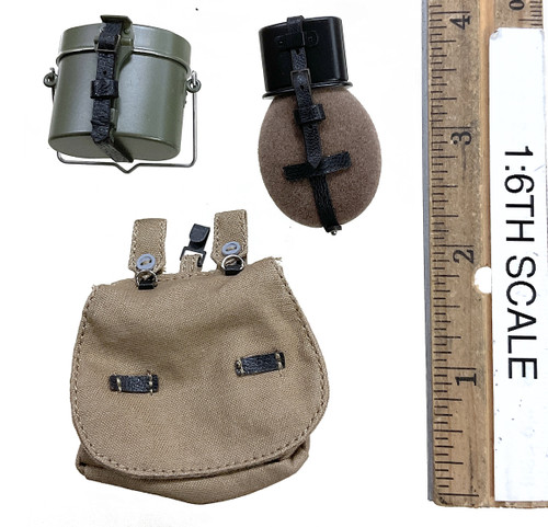 WWII German Infantry in Wachmantel 1943 - Accessory Set