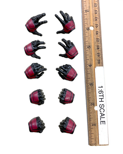 Daredevil: Born Again (TV Series): Daredevil - Gloved Hand Set (10)
