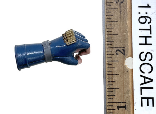 Eclair Farron - Left Gloved Gripping Hand