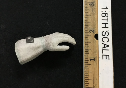 Star Wars: The Mandalorian & Grogu - Imperial Remnant AT-AT Driver - Left Gloved Relaxed Hand