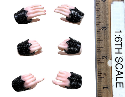 Alina: Girl Under the Wolf’s Ward (Black) - Hand Set (6)