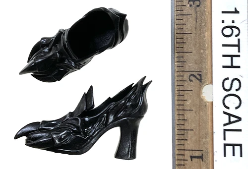 Alina: Girl Under the Wolf’s Ward (Black) - High Heeled Boots (For Feet)