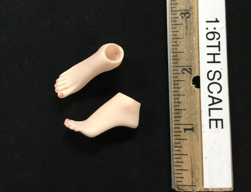 Alina: Girl Under the Wolf’s Ward (Silver) - Feet (High-Heeled)