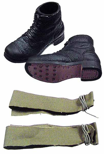 Arthur Barnes - Boots w/ Leggings