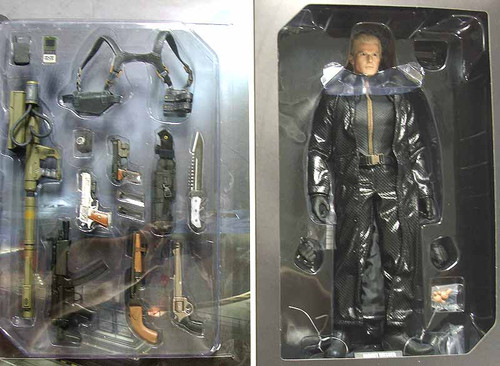 Resident Evil 5: Albert Wesker (Midnight Version) - Boxed Figure